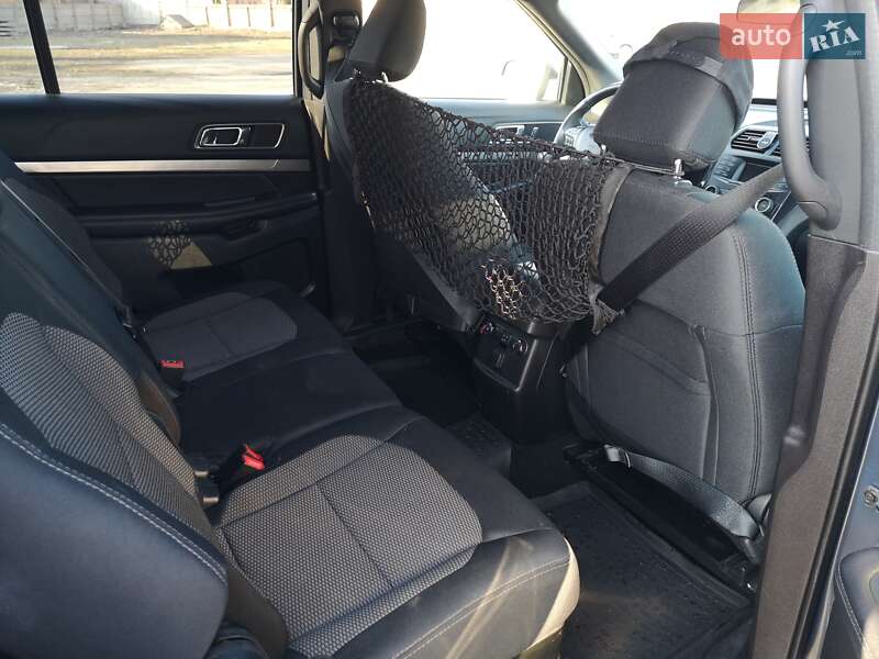 Позашляховик / Кросовер Ford Explorer 2018 в Лубнах