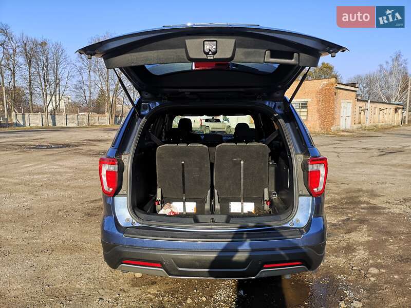 Позашляховик / Кросовер Ford Explorer 2018 в Лубнах