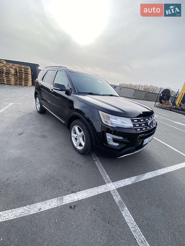Позашляховик / Кросовер Ford Explorer 2016 в Києві