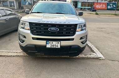 Позашляховик / Кросовер Ford Explorer 2017 в Первомайську