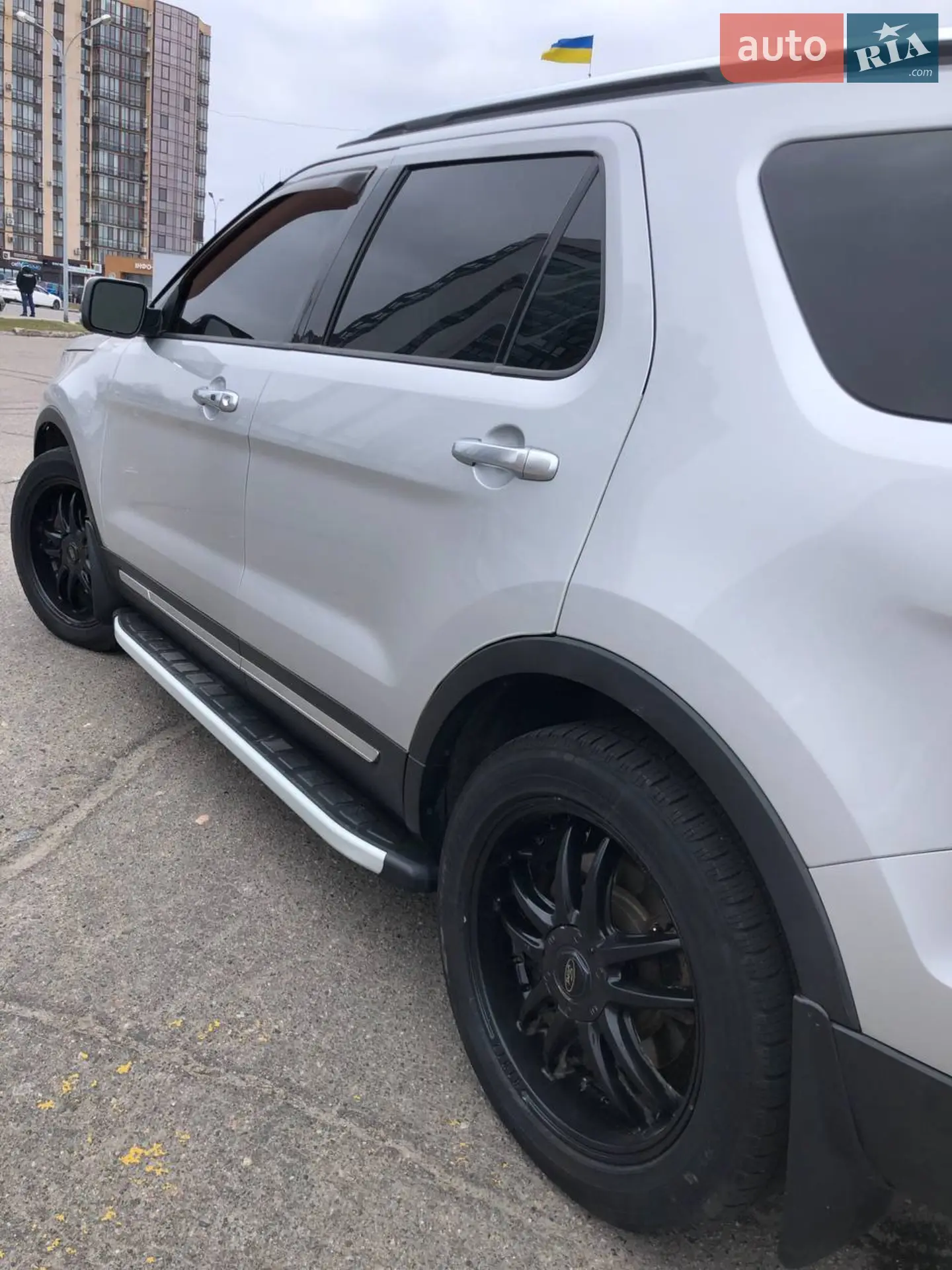 2017 Ford Explorer - мініатюра 12