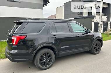 Внедорожник / Кроссовер Ford Explorer 2018 в Софиевской Борщаговке