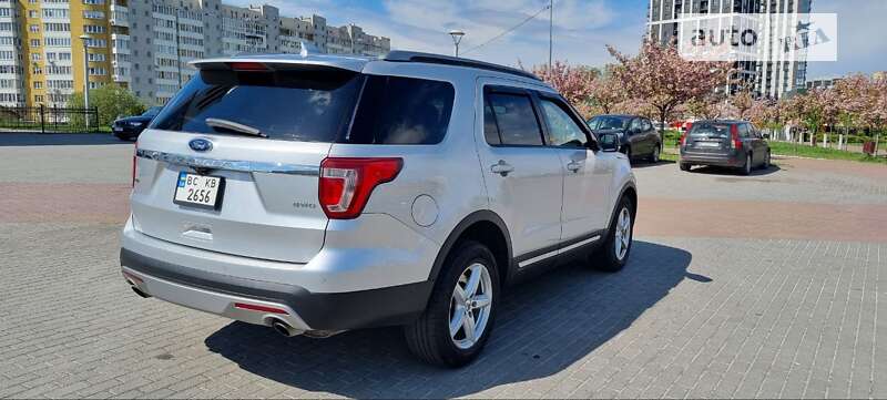 Позашляховик / Кросовер Ford Explorer 2015 в Львові