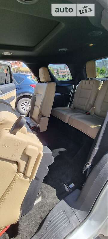 Позашляховик / Кросовер Ford Explorer 2015 в Львові