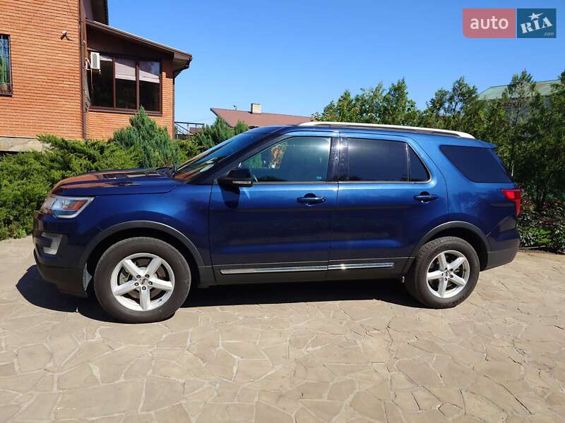 Позашляховик / Кросовер Ford Explorer 2017 в Дніпрі