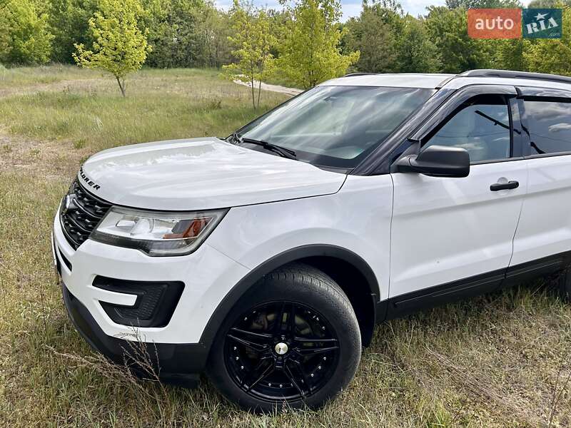 Ford Explorer 2016