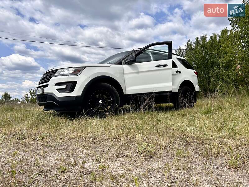 Внедорожник / Кроссовер Ford Explorer 2016 в Броварах