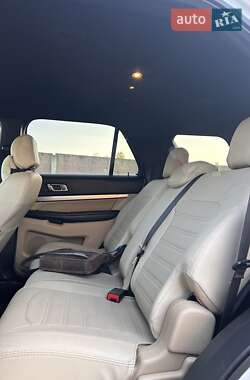Внедорожник / Кроссовер Ford Explorer 2016 в Броварах