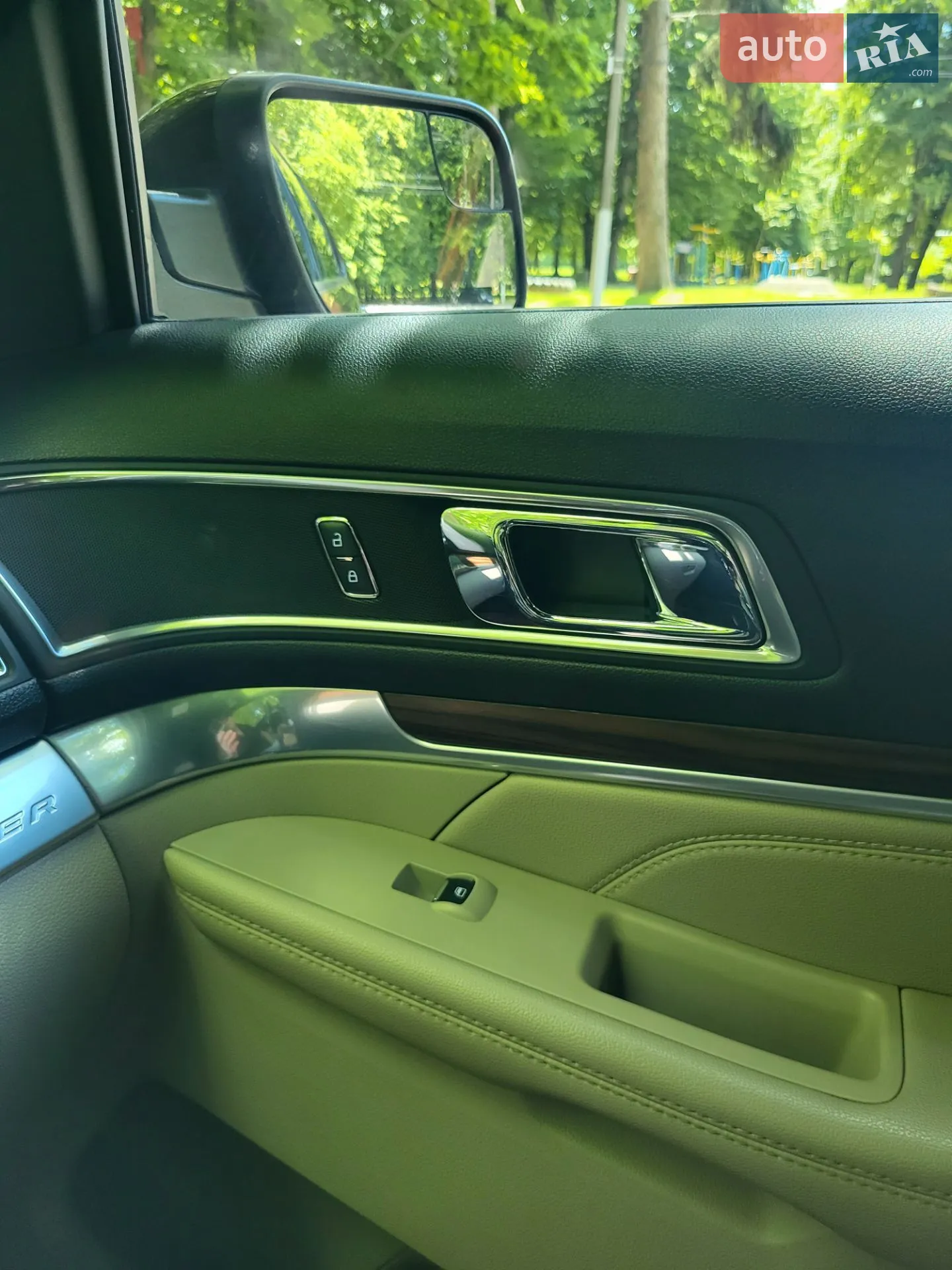 2018 Ford Explorer - мініатюра 14