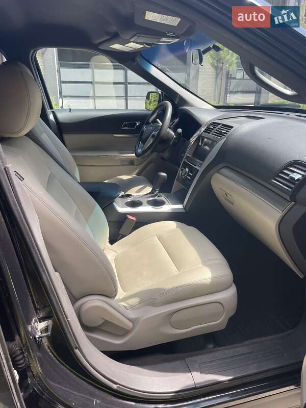 Внедорожник / Кроссовер Ford Explorer 2013 в Львове