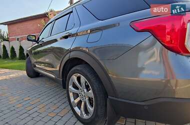 Внедорожник / Кроссовер Ford Explorer 2019 в 