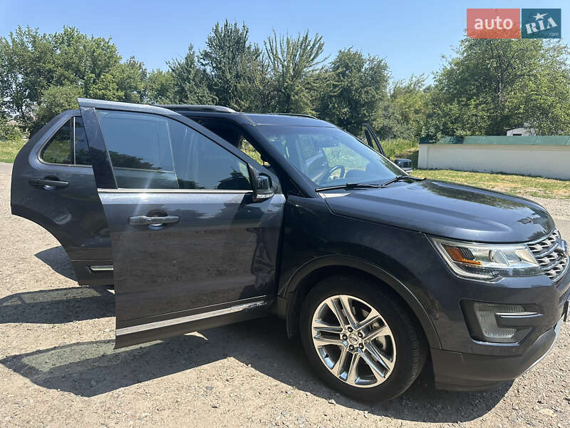 Позашляховик / Кросовер Ford Explorer 2016 в Львові фото 3 Позашляховик / Кросовер Ford Explorer 2016 в Львові