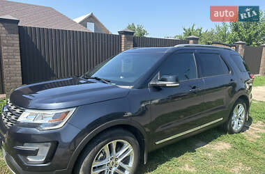 Внедорожник / Кроссовер Ford Explorer 2016 в Ровно