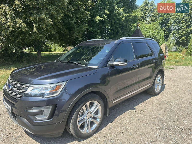 Внедорожник / Кроссовер Ford Explorer 2016 в Ровно