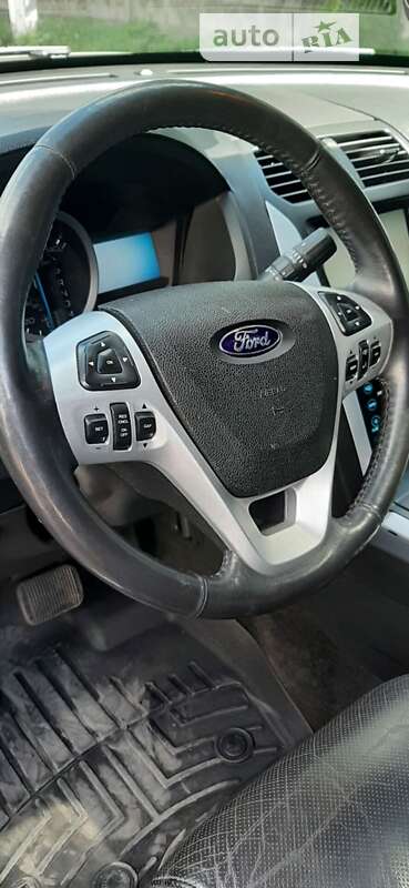 Внедорожник / Кроссовер Ford Explorer 2015 в Киеве