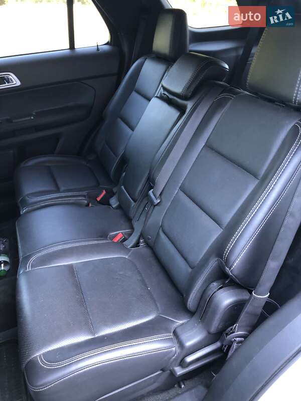 Внедорожник / Кроссовер Ford Explorer 2013 в Днепре
