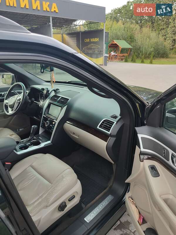 Позашляховик / Кросовер Ford Explorer 2014 в Вінниці