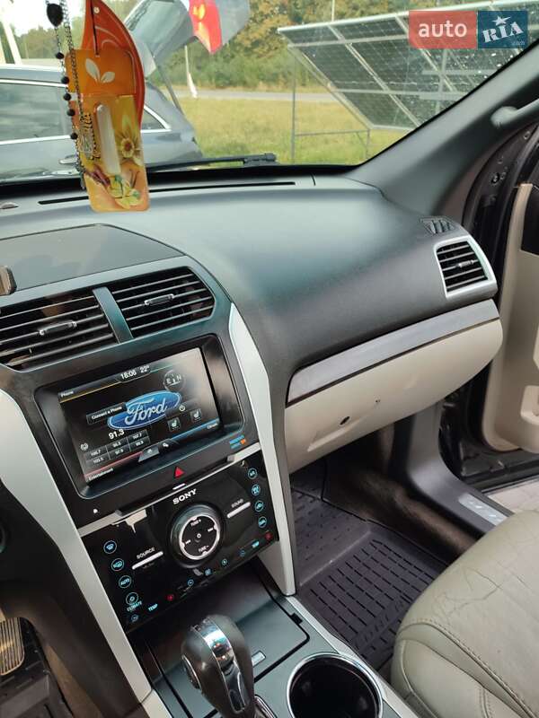 Позашляховик / Кросовер Ford Explorer 2014 в Вінниці
