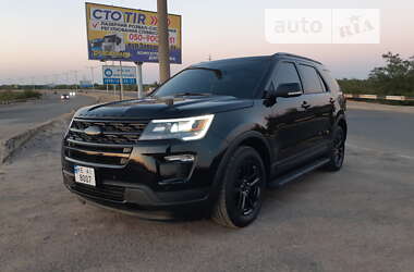 Внедорожник / Кроссовер Ford Explorer 2018 в Каменском