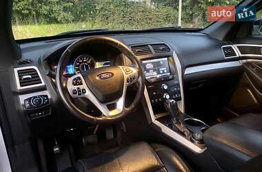 Внедорожник / Кроссовер Ford Explorer 2013 в 