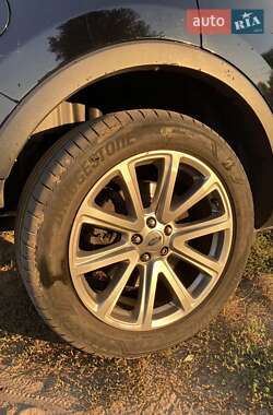 Позашляховик / Кросовер Ford Explorer 2017 в 