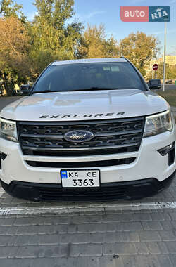 Внедорожник / Кроссовер Ford Explorer 2017 в 