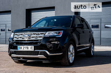 Позашляховик / Кросовер Ford Explorer 2017 в Києві