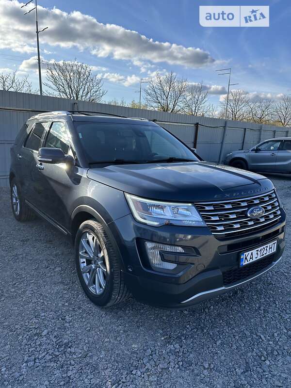Ford Explorer 2017