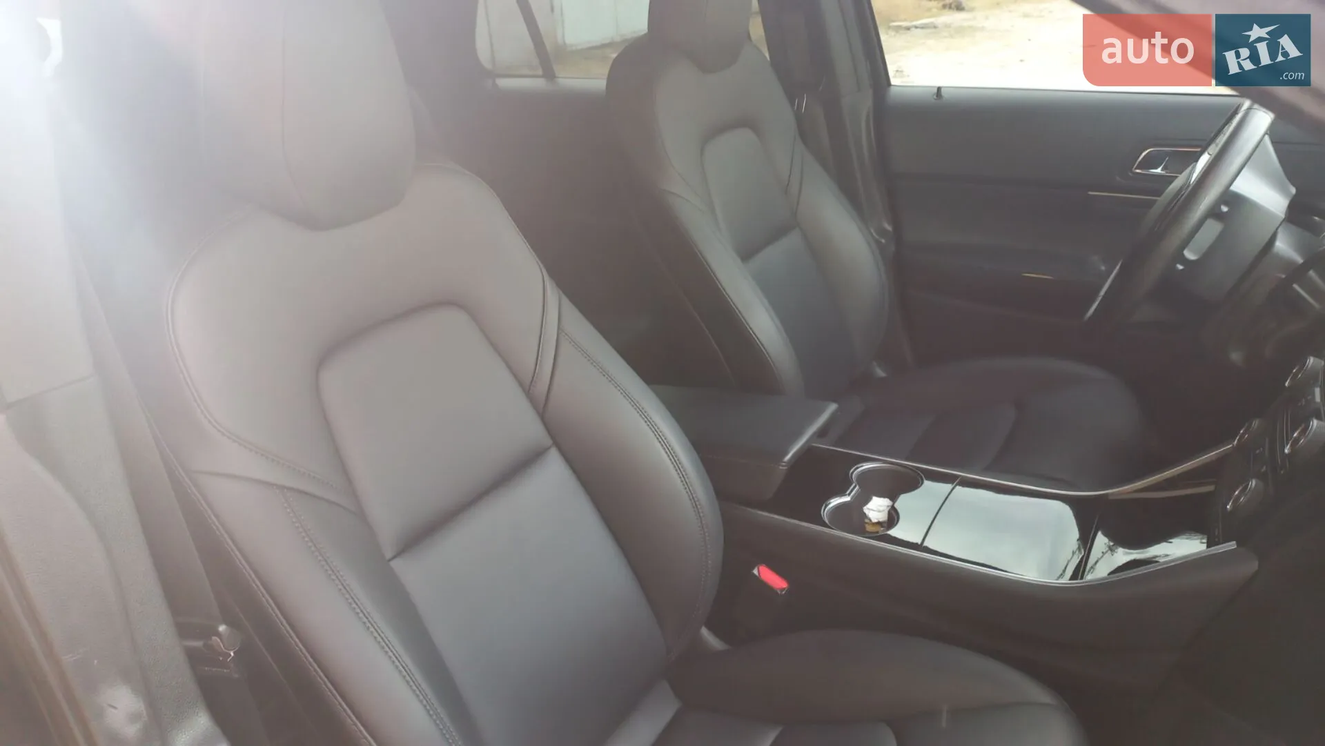 2017 Ford Explorer - мініатюра 26