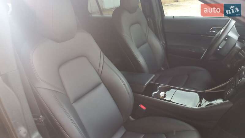 Внедорожник / Кроссовер Ford Explorer 2017 в Харькове
