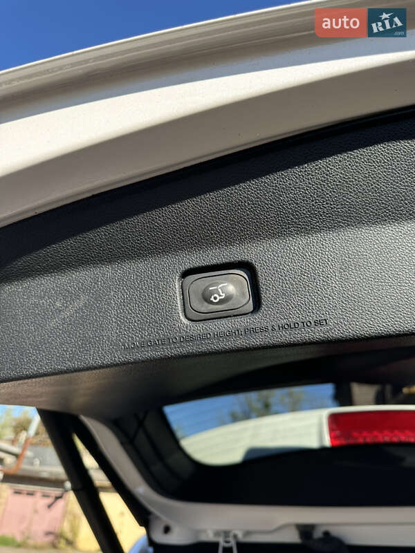 Внедорожник / Кроссовер Ford Explorer 2017 в Киеве фото 16 Внедорожник / Кроссовер Ford Explorer 2017 в Киеве