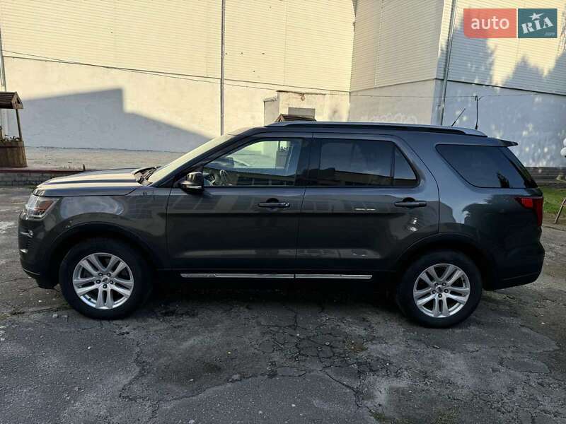 Внедорожник / Кроссовер Ford Explorer 2018 в Чернигове