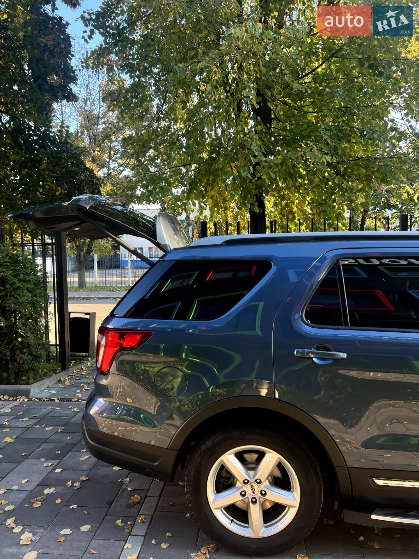 2018 Ford Explorer - мініатюра 5
