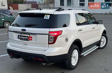 Внедорожник / Кроссовер Ford Explorer 2012 в 