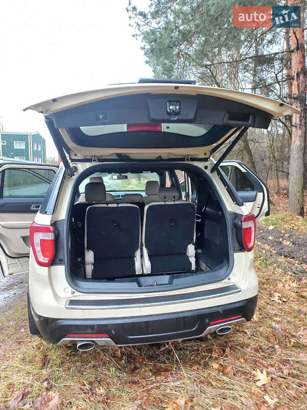 Внедорожник / Кроссовер Ford Explorer 2018 в Киеве