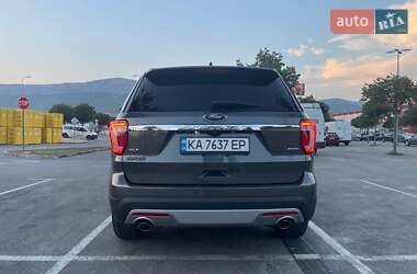 Позашляховик / Кросовер Ford Explorer 2017 в 