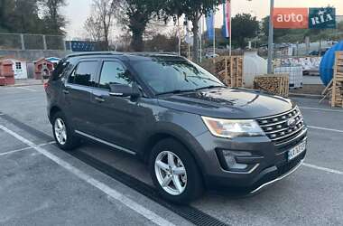 Позашляховик / Кросовер Ford Explorer 2017 в 