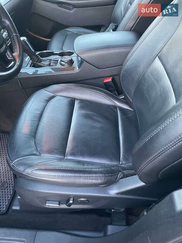 Внедорожник / Кроссовер Ford Explorer 2017 в Львове