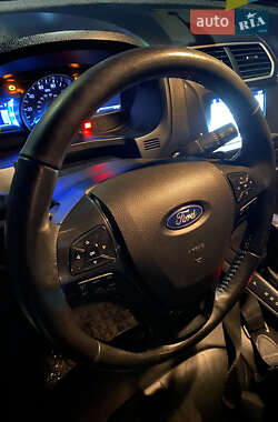 Внедорожник / Кроссовер Ford Explorer 2017 в 