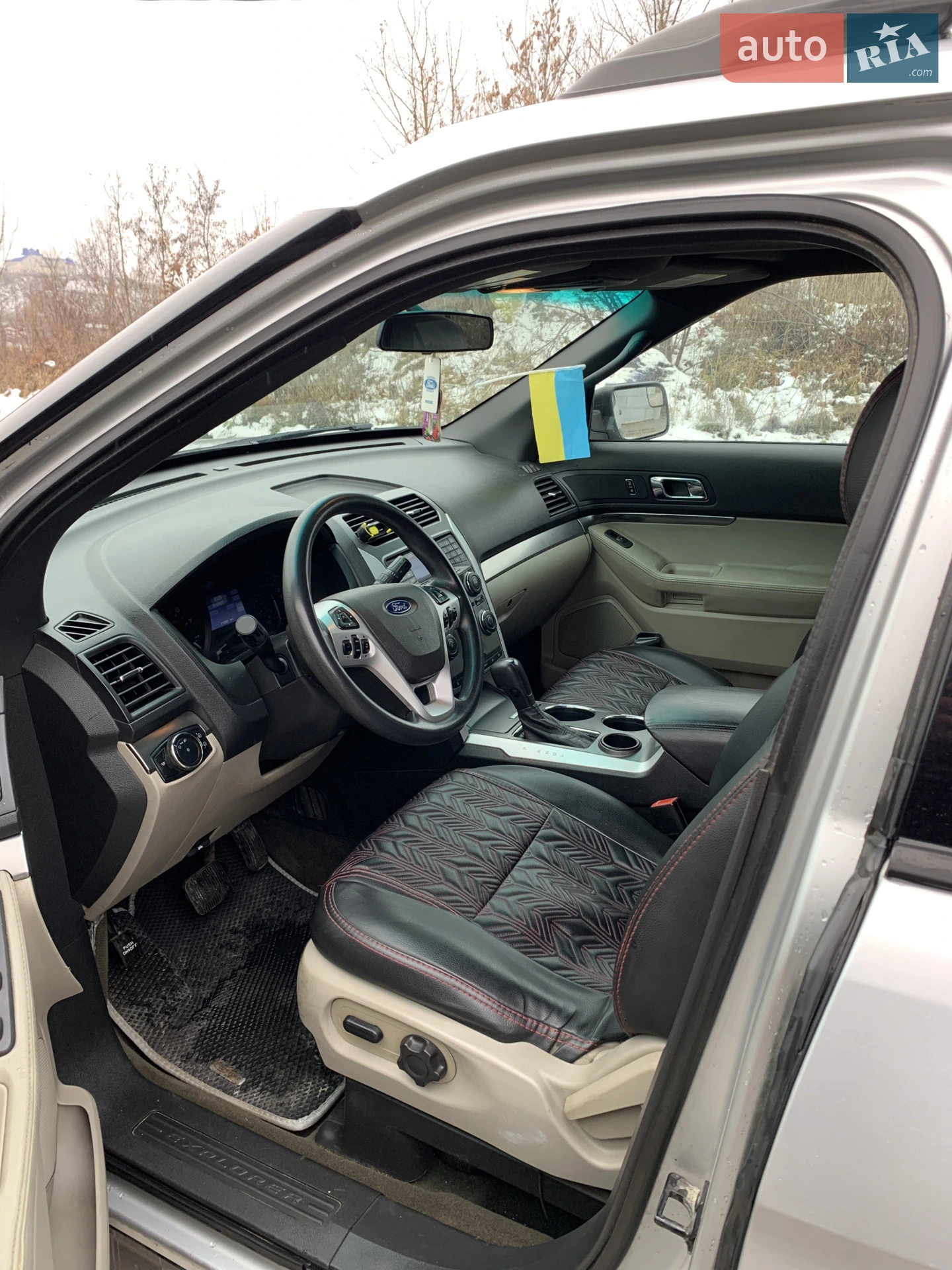 2013 Ford Explorer - мініатюра 7