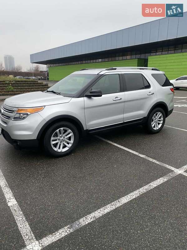 Внедорожник / Кроссовер Ford Explorer 2015 в Киеве