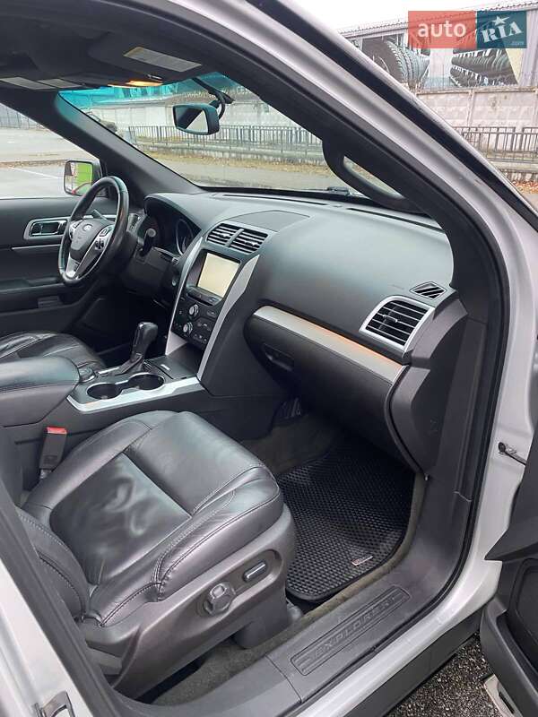 Внедорожник / Кроссовер Ford Explorer 2015 в Киеве