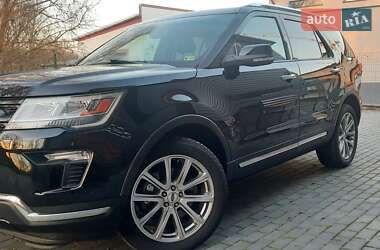 Внедорожник / Кроссовер Ford Explorer 2016 в Остроге