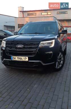 Внедорожник / Кроссовер Ford Explorer 2016 в Остроге