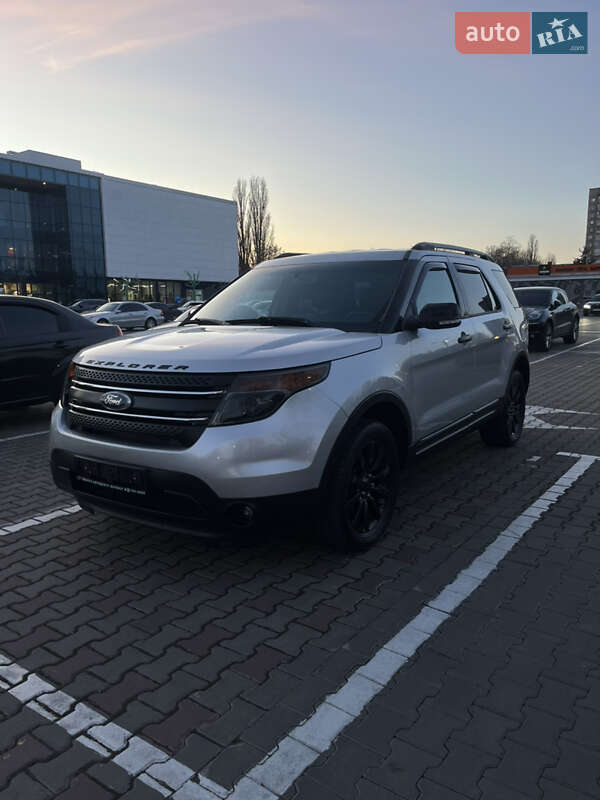 Внедорожник / Кроссовер Ford Explorer 2014 в Одессе