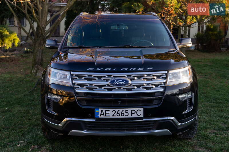 Внедорожник / Кроссовер Ford Explorer 2017 в 