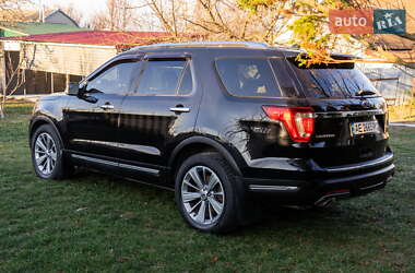 Позашляховик / Кросовер Ford Explorer 2017 в Верхньодніпровську