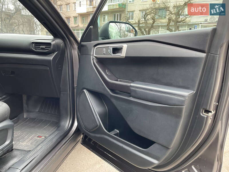 Позашляховик / Кросовер Ford Explorer 2019 в Кременчуці