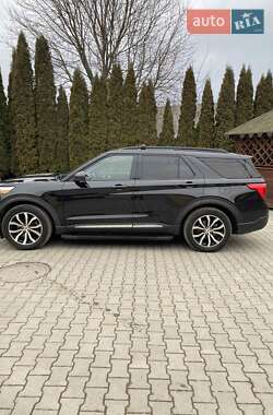 Позашляховик / Кросовер Ford Explorer 2020 в 