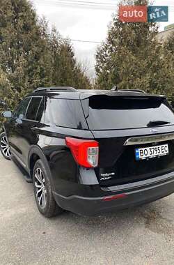 Позашляховик / Кросовер Ford Explorer 2020 в 